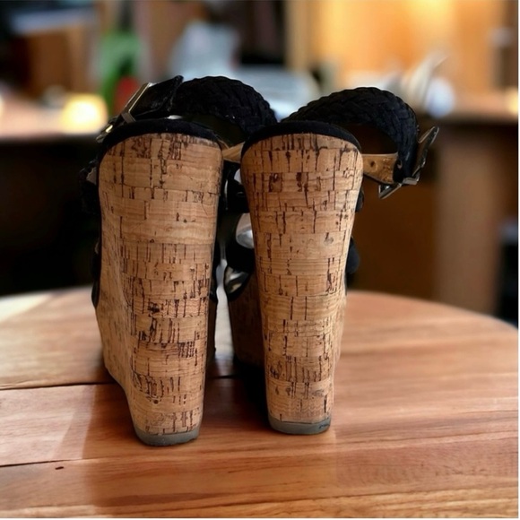 Soda Black Vegan Stappy 6” cork heeled platform wedges. SZ10 Great Condition. - Picture 5 of 16